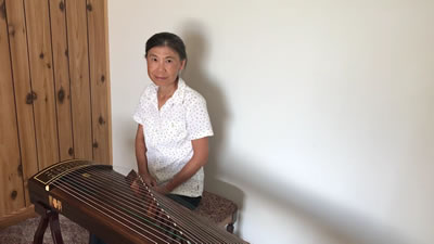 video clip of Li-Yun Riffle playing the song Amazing Grace